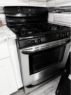 Gas stove