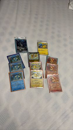 Pokémon Trading Cards Mixed Lot