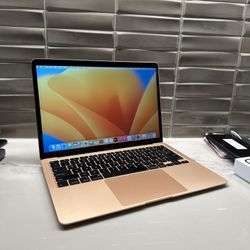 2020 Apple 13” MacBook Air 8GB ram 512SSD covered under AppleCare+