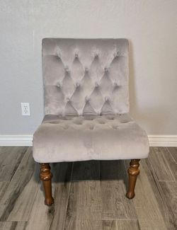 Accent chair