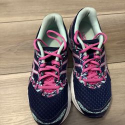 ASICS Gel-Excite 4 women's running shoe size 7.5