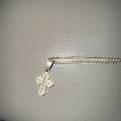 🔥 10K real gold chain + iced-out cross pendant 🔥 12.82 grams total weight — tested & stamped Clean shine, no damage $400 OBO 💰 cash or trade