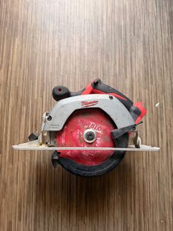 Milwaukee M18 Cordless Circular Saw
