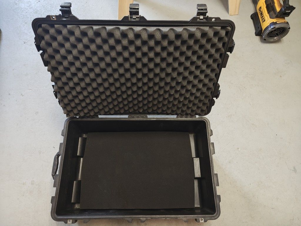 Pelican 1650 Travel Hard Case