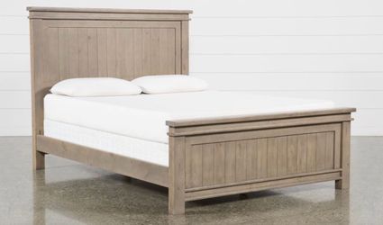 Living Spaces Coleman Wooden Panel King Bed and Dresser