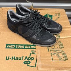 Louis Vuitton Black sneakers - Size 9.5 