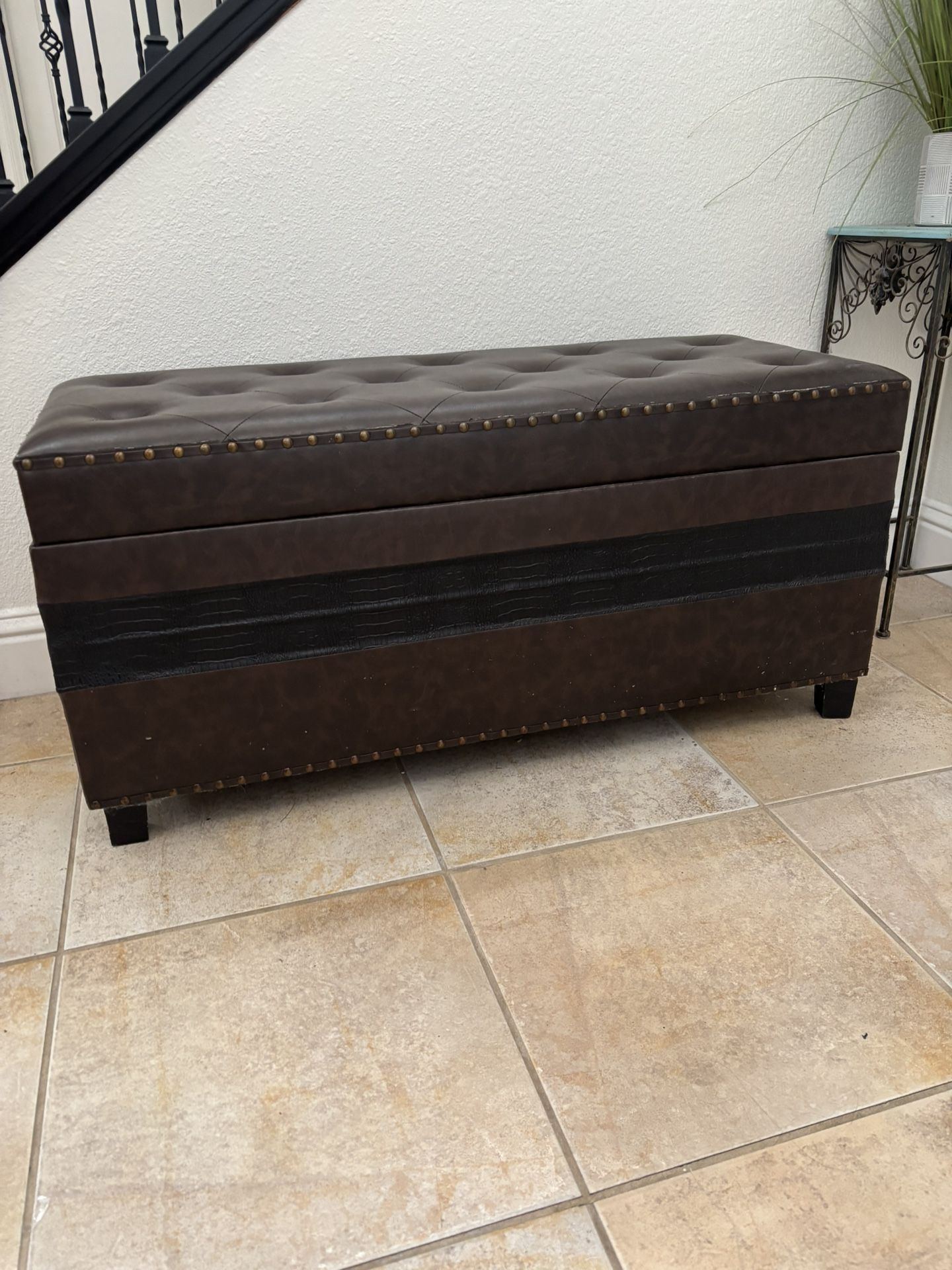 Bench - Storage