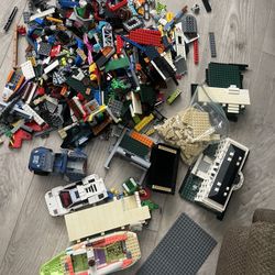 LEGOS 