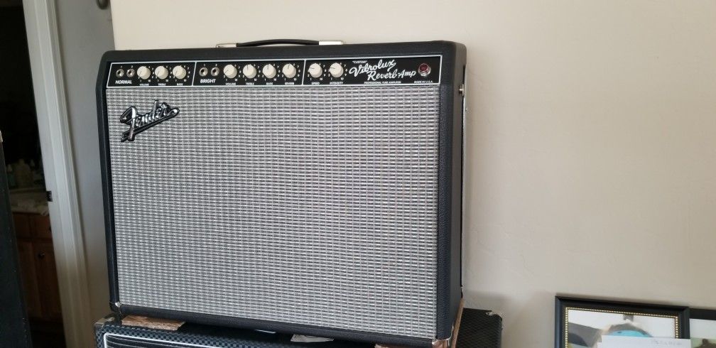 FENDER VIBROLUX