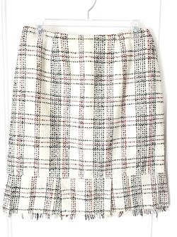 Stylish skirt size 4