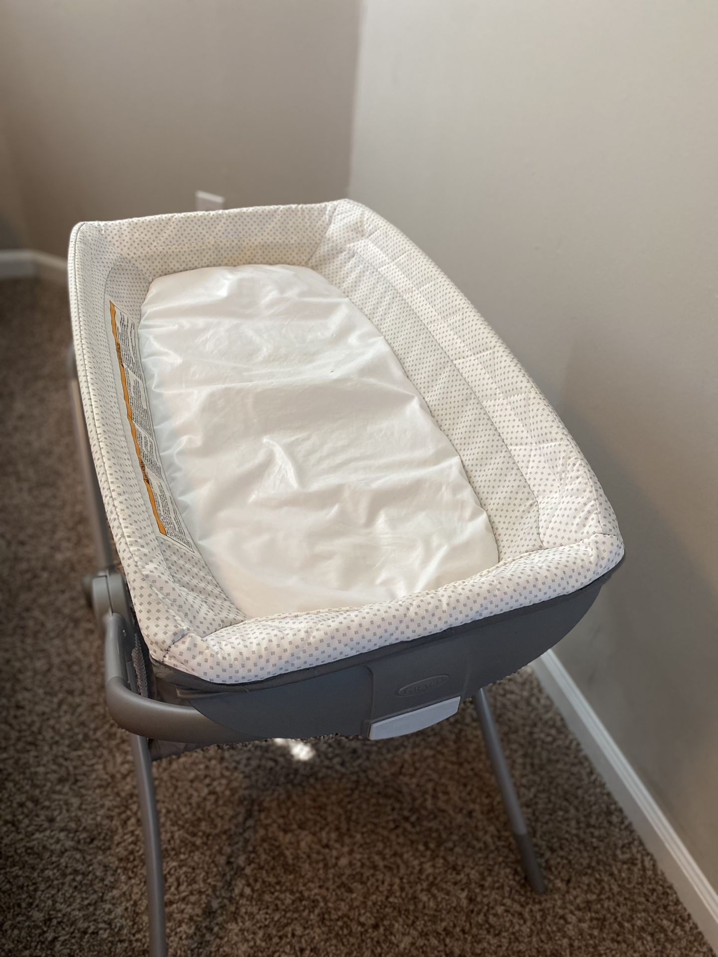 Graco Fold Up Changing Table 