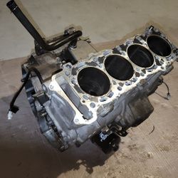 2005-06 GSXR 1000 Engine Block And Cases Only. No Internals