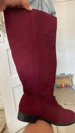 Burgundy boots size 8w