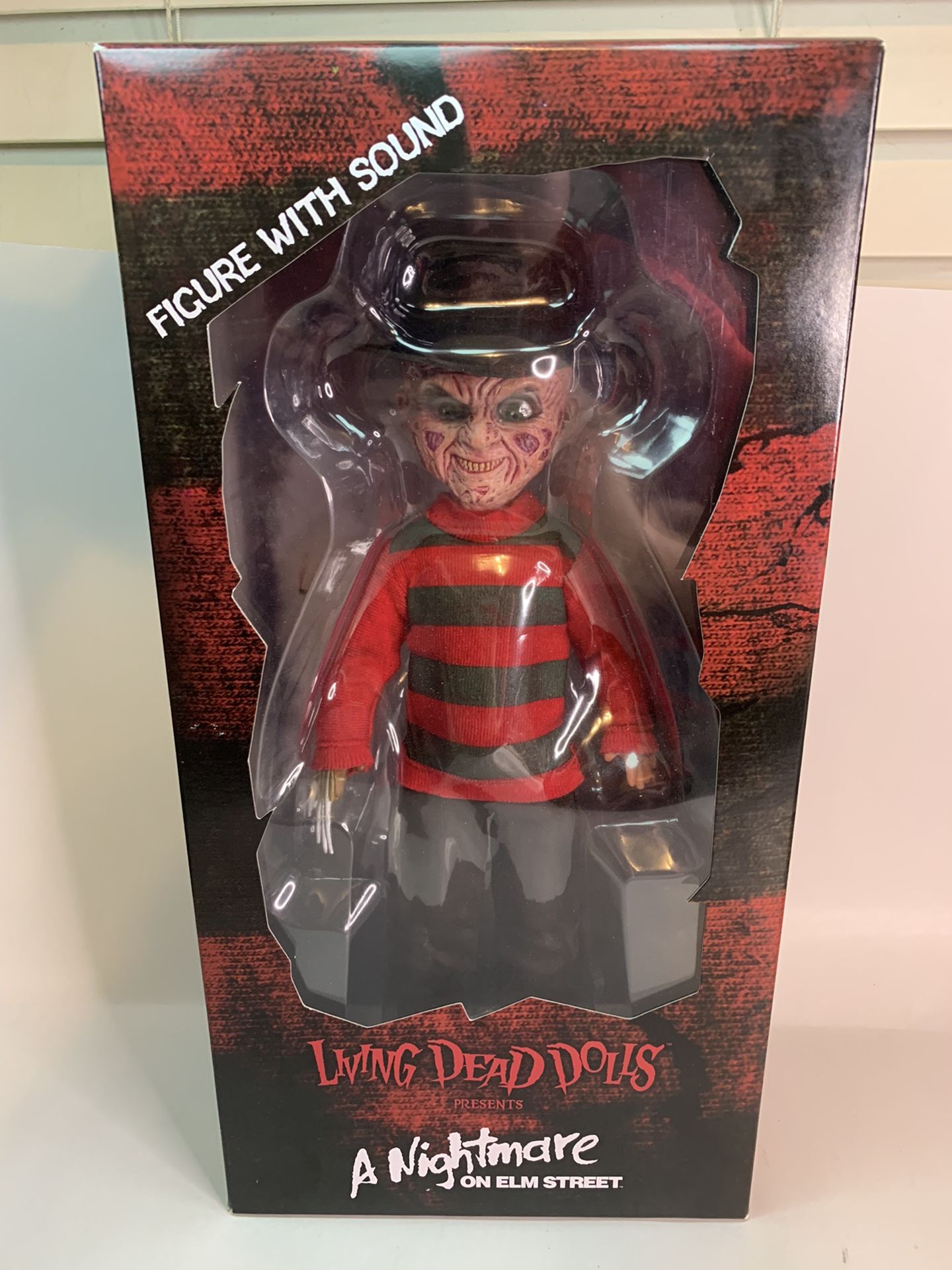 Living Deal Dolls A Nightmare On Elm Street Figure With Sound