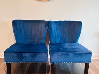Two blue velvet chair