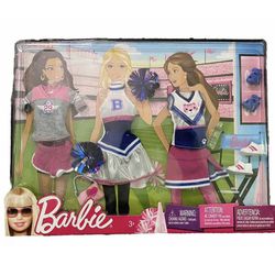 Barbie Fashion Clothes and Accessories Mattel 2009