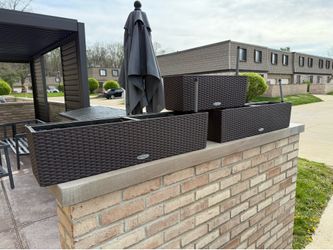 Self watering  window box Lechuza balconera