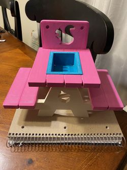 Squirrel Picnic Table Feeder