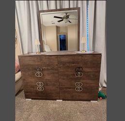 6 feet six piece bedroom set