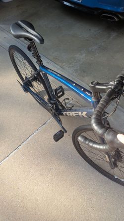 Trek Domane AL 2 Disc Road Bike - 54cm (Like New)