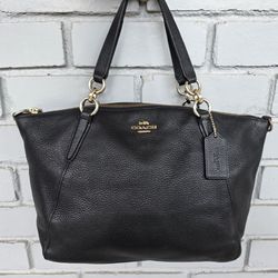 👜 Coach F28993 Pebbled Leather Zip Top Tote Bag Black Gold Hardware