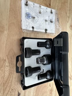OEM Mercedes Benz Wheel Lock Kit