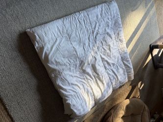 Queen duvet comforter with covers
