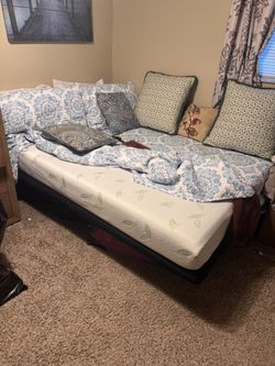 Bed With Mattress 
