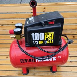 Central Pneumatic 3 gallon Oilless air compressor-100 max working PSI