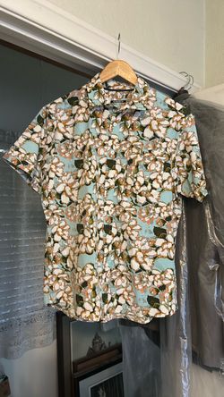 Boys shirts  Teen sizes.  Chino, ca