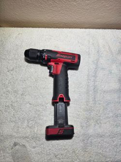 Snap on (CDR761B)14.4v 3/8" drill driver with battery No Charger