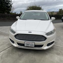 2014 Ford Fusion Hybrid