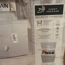 Vissani 7 Cu Ft Chest Freezer 