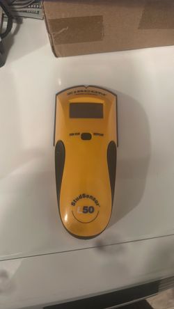 Zircon StudSensor L50 Stud Finder
