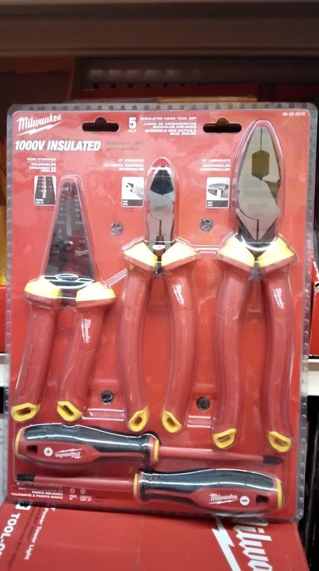 MILWAUKEE 5PC. /P. INSULATED HAND TOOL SET
