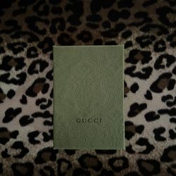 GUCCI KEYCHAIN 