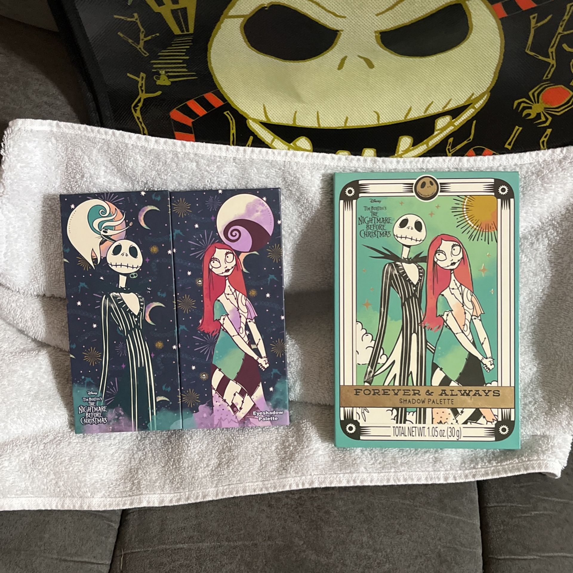 Nightmare Before Christmas Eyeshadow Palette-Brush Set In Profile 😎 $25 Each