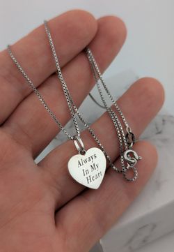 ✨ Sterling Silver "Always In My Heart" Necklace ✨
