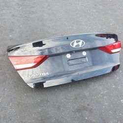 HYUNDAI ELANTRA TRUNK 2017-2018
