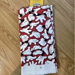 ♥️Set of 2 Mickey Mouse Disney kitchen towels♥️ $7 