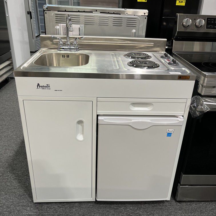 Compact Kitchen With Refrigerator Avanti 36" Stove Sink Cocina Refrigerador Compacta Gabinete Ck3616