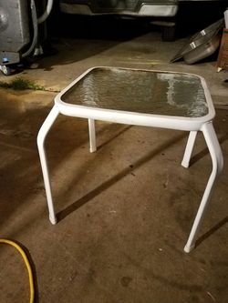 Little Glas Table