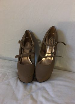 Heels size 7