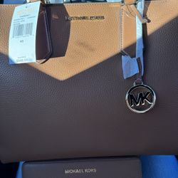 Brown Michael Kors Purse & Wallet 