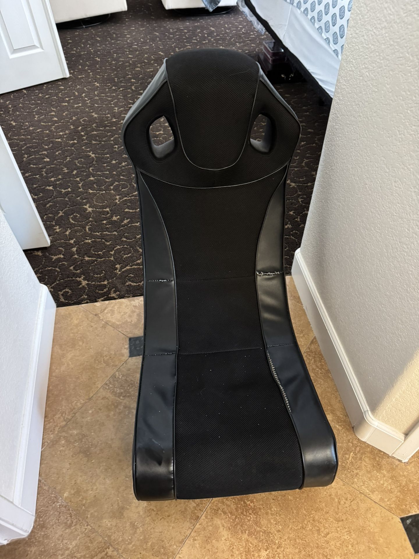 Game chair