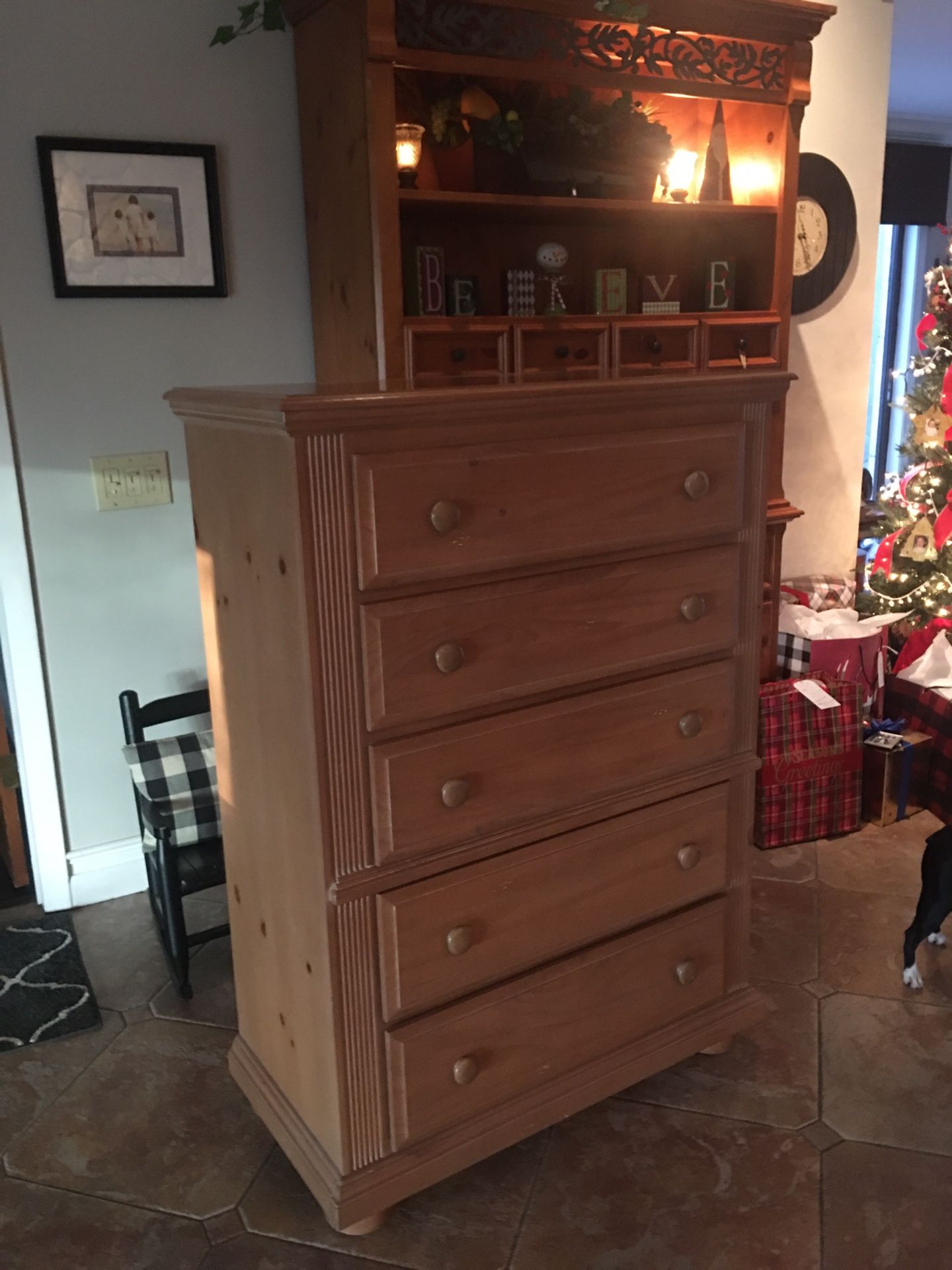 LARGE FIVE DRAWER DRESSER