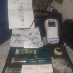 Milwaukee MW ORP METER and Chlorine Tester