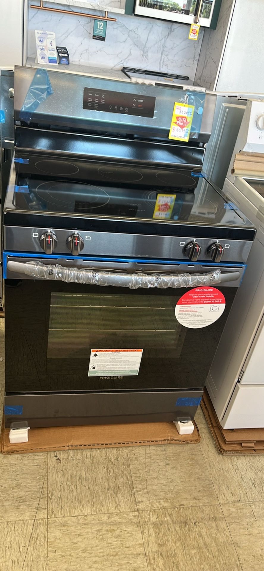 Brand New Frigidaire Electric Range Freestanding In Dark Stainless Steel