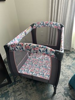Baby Trend Floral Pack & Play