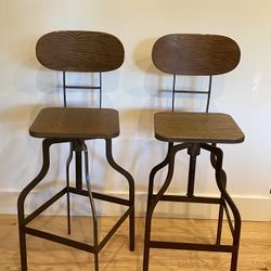 2 Counter Height Stools 